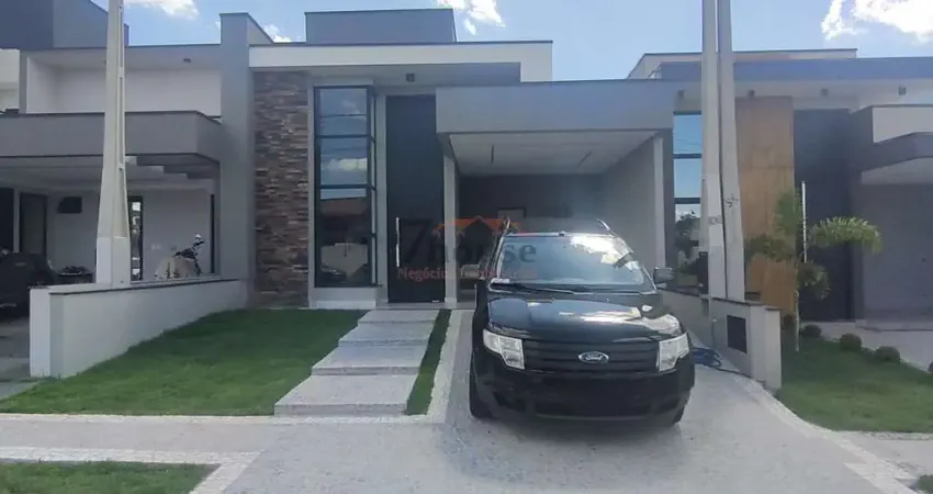 Casa de alto padrão em condomínio na Vila Monte Alegre, Paulínia-SP: 3 quartos, 3 suítes, 2 salas, 5 banheiros, 3 vagas, 140m².