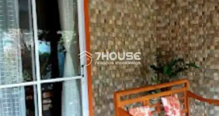 Chácara em condomínio: 3 quartos, 1 suíte, 2 salas, 3 banheiros, 2 vagas de garagem e 220m² em Cosmópolis-SP.