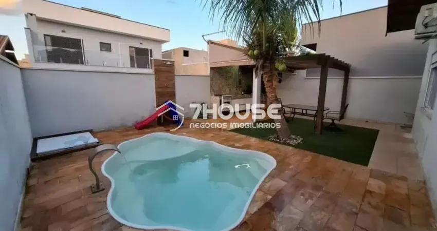 Casa de Alto Padrão à Venda em Condomínio no Parque Brasil 500, Paulínia-SP: 3 Quartos, 1 Suíte, 2 Banheiros, 4 Vagas, 175m².