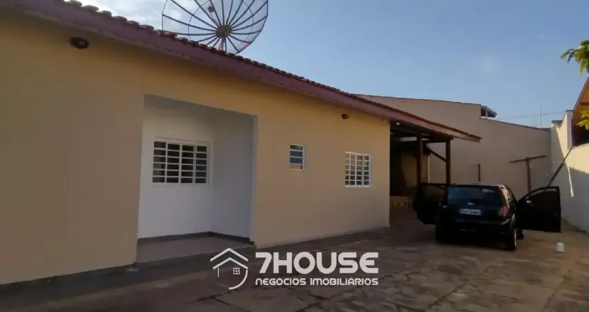 Casa para Venda ou Locação Comercial/Residencial em Paulínia-SP - Regiao Central. Terreno 543m².