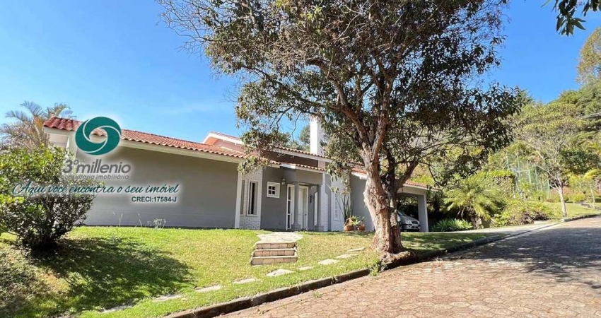 Casa Térrea venda Saint Georges Granja Viana, 3 suítes, piscina