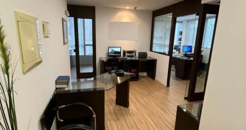 Sala à venda no bairro Centro - Florianópolis/SC