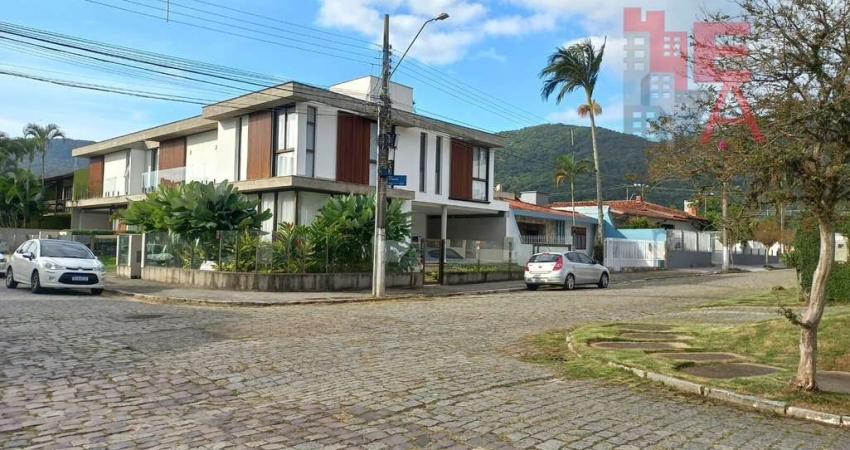 Casa à venda no bairro Parque São Jorge - Florianópolis/SC