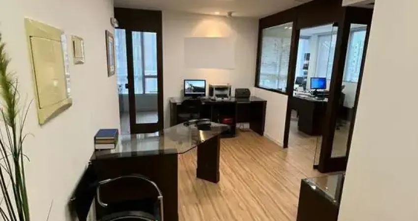 Casa comercial à venda no Centro, Florianópolis 