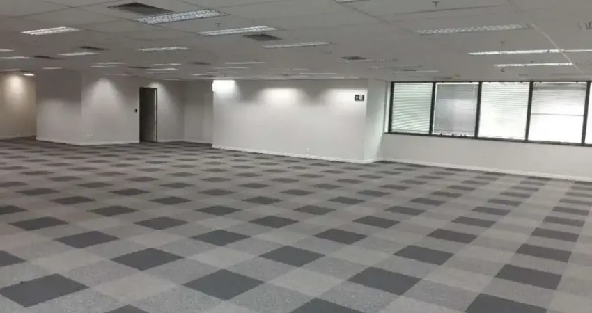 Conjunto comercial com 775m² no Butantã