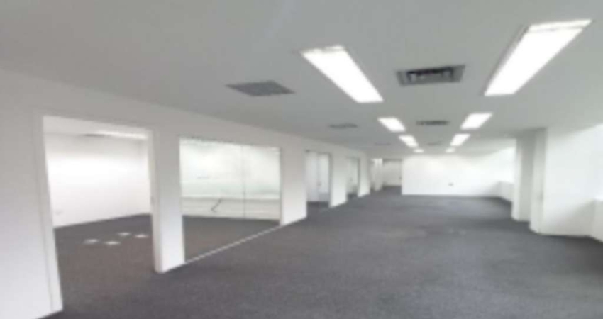 Conjunto comercial na região da Berrini. Classif BB