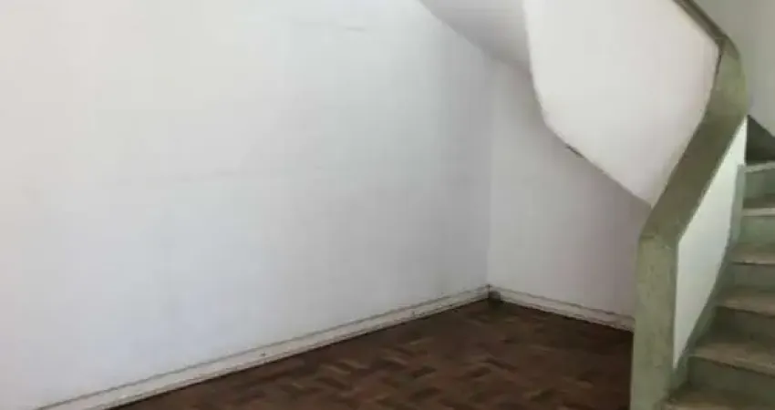 Casa à venda no Planalto Paulista com 113m² 4 dormitórios 3 banheiros 1 vaga