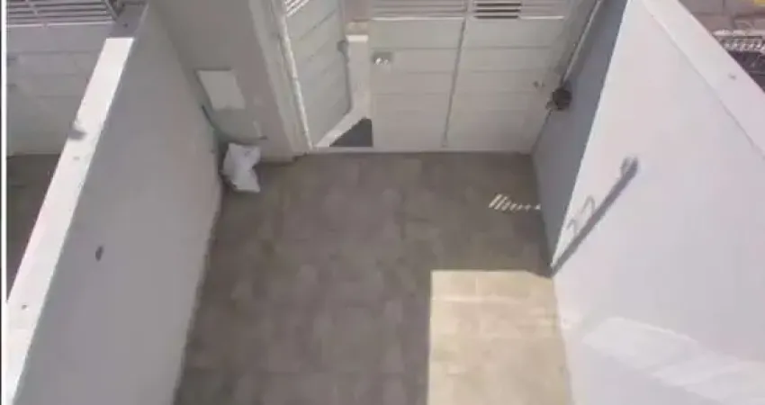 Venda de Sobrado Moderno na Vila Marari - São Paulo-SP: 3 quartos, 1 suíte, 2 banheiros, 2 vagas de garagem, 150m².