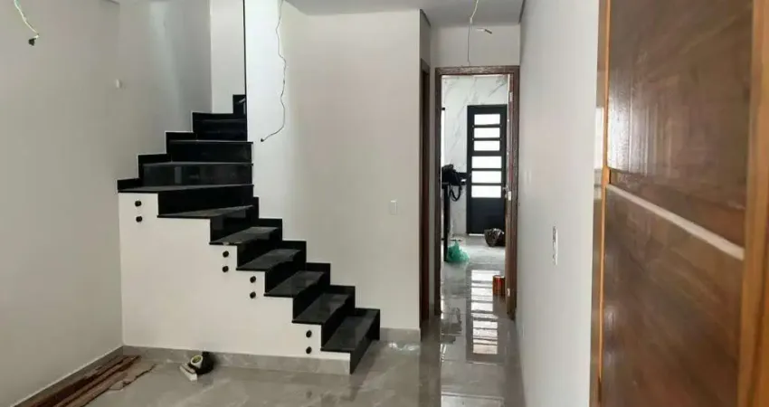 Sobrado à venda no parque maria domitila com 144m² 3 dormitórios 3 suítes 4 banheiros 2 vagas