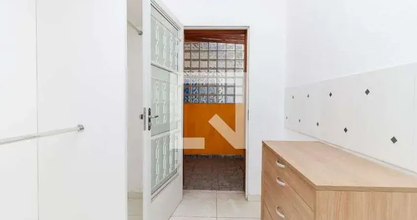 Casa à Venda - Chácara Santo Antonio, 1 Quarto,  130 m2