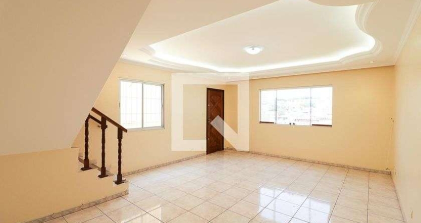 Casa à Venda - Vila Amália, 3 Quartos,  246 m2