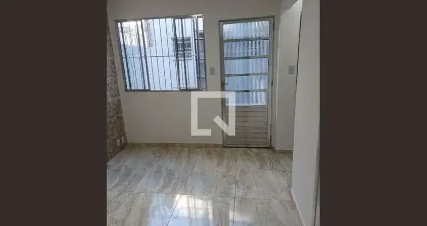 Casa à Venda - Vila Santa Clara, 2 Quartos,  120 m2