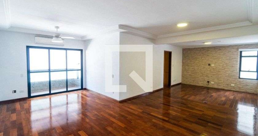Apartamento à Venda - Chácara Inglesa, 3 Quartos,  138 m2