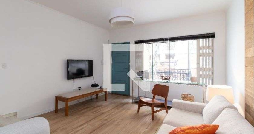 Casa à Venda - Água Fria, 2 Quartos,  109 m2