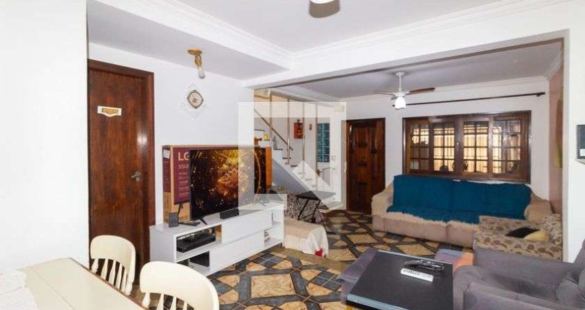 Casa à Venda - Ipiranga, 2 Quartos,  138 m2