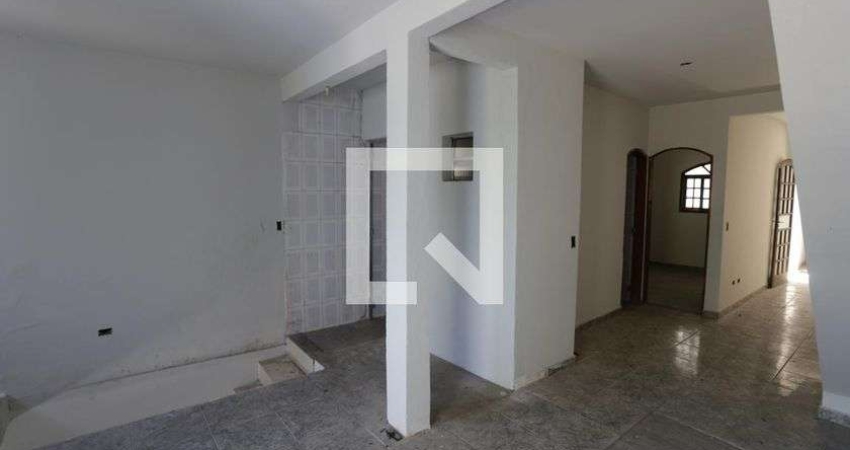 Casa à Venda - Vila Re, 8 Quartos,  360 m2
