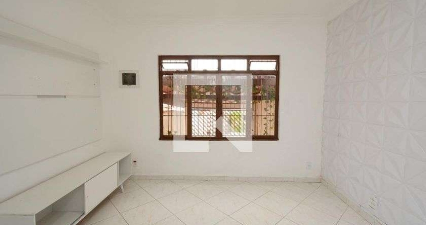 Casa à Venda - Jardim Marajoara , 2 Quartos,  170 m2