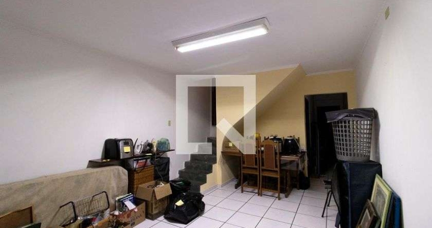 Casa à Venda - Água Fria, 3 Quartos,  220 m2