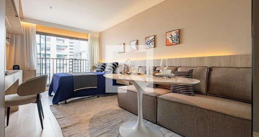 Apartamento à Venda - Paraíso, 1 Quarto,  28 m2