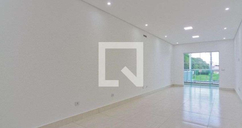 Casa à Venda - Parque São Domingos, 3 Quartos,  210 m2