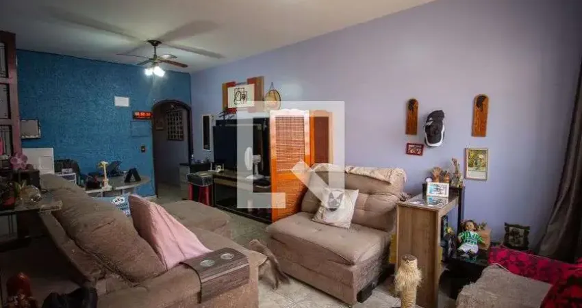Casa à Venda - Vila Jacuí, 3 Quartos,  450 m2