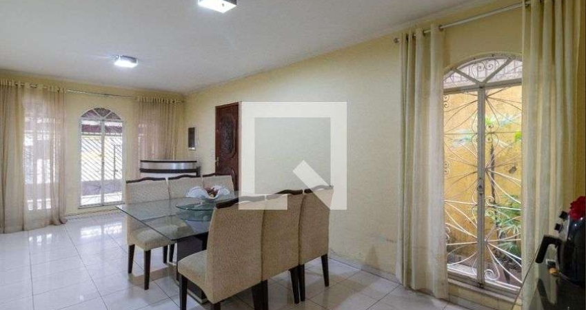 Casa à Venda - Água Fria, 4 Quartos,  164 m2