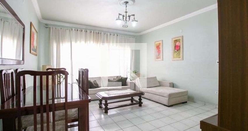Casa à Venda - Vila Jacuí, 3 Quartos,  226 m2