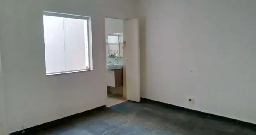 Casa à Venda - Água Branca, 3 Quartos,  180 m2