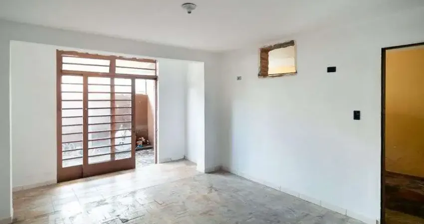 Casa à Venda - Campo Belo, 2 Quartos,  110 m2