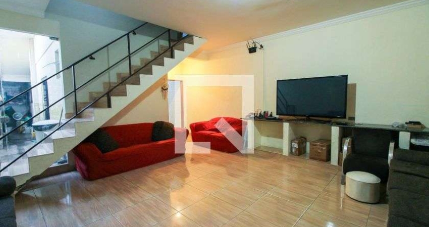 Casa à Venda - Vila Carrão, 4 Quartos,  260 m2
