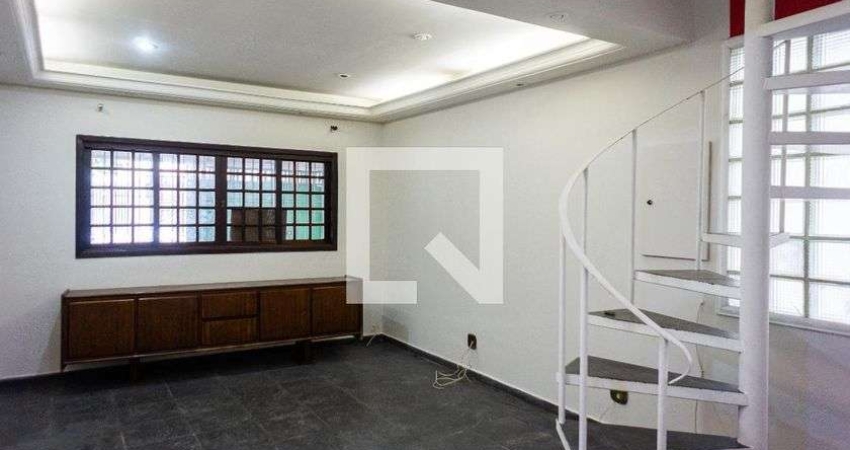 Casa à Venda - Belém, 2 Quartos,  167 m2