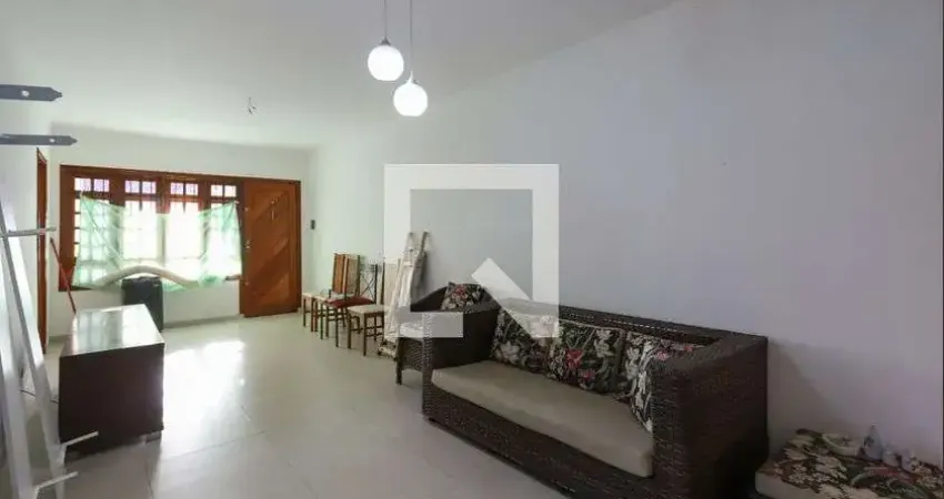 Casa à Venda - Água Fria, 3 Quartos,  150 m2