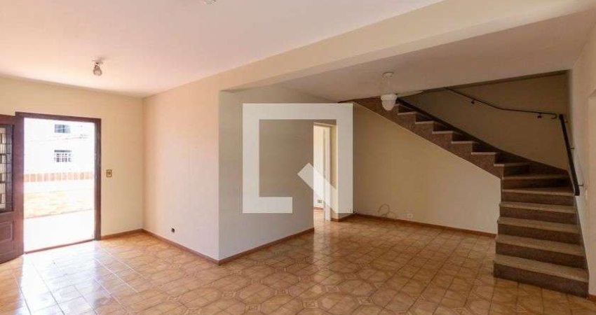 Casa à Venda - Vila Ré, 4 Quartos,  210 m2