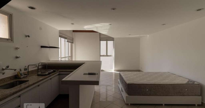 Apartamento à Venda - Vila Olímpia, 1 Quarto,  75 m2