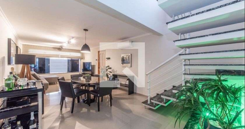 Casa à Venda - Bosque da Saúde, 3 Quartos,  136 m2