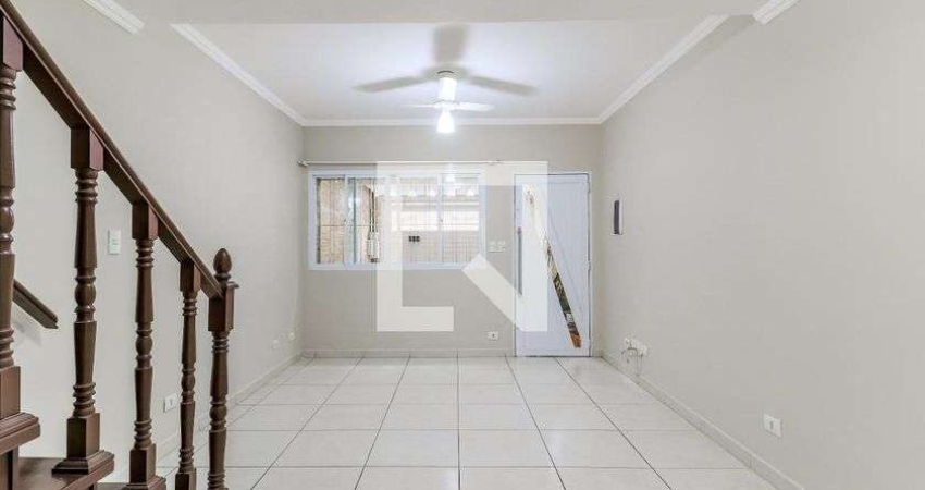 Casa à Venda - Chácara Santo Antonio, 2 Quartos,  150 m2