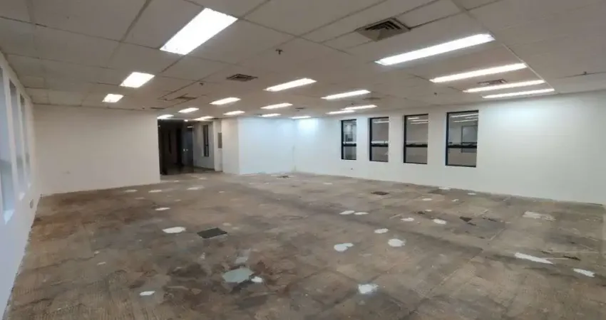 Sala comercial para alugar na Rua Cardeal Arcoverde, --, Pinheiros, São Paulo