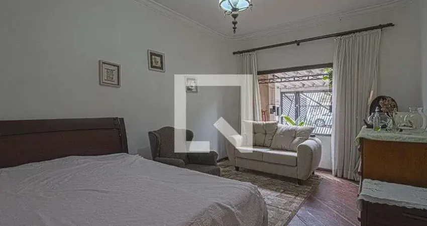 Casa com 3 quartos à venda na Rua Manuel Manços, --, Jardim Santa Emília, São Paulo