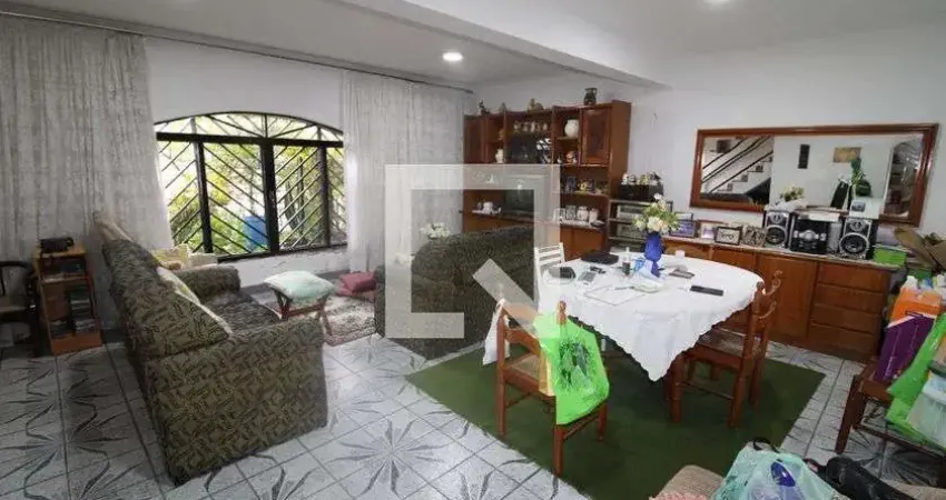 Casa com 3 quartos à venda na Rua Abílio Pedro Ramos, --, Vila Constança, São Paulo