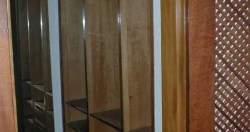 Sobrado em Pinheiros 230m² com 4 dormitórios e 6 vagas