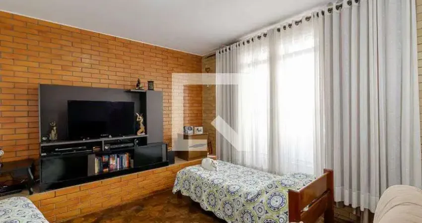 Casa à Venda - Bosque da Saúde, 3 Quartos,  215 m2