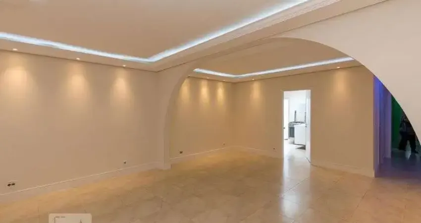 Casa à Venda - Chácara Santo Antonio, 2 Quartos,  150 m2