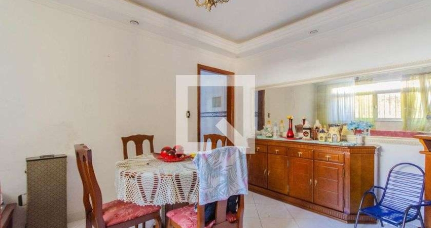 Casa à Venda - Cambuci, 3 Quartos,  220 m2