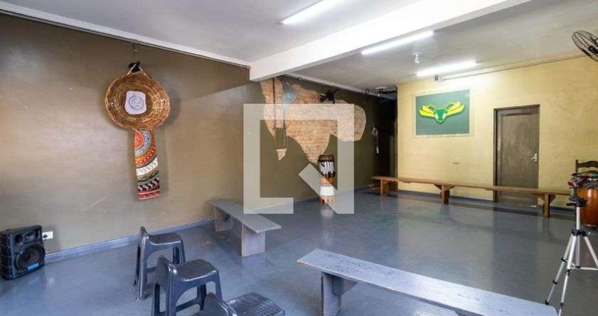 Casa à Venda - Água Fria, 6 Quartos,  298 m2