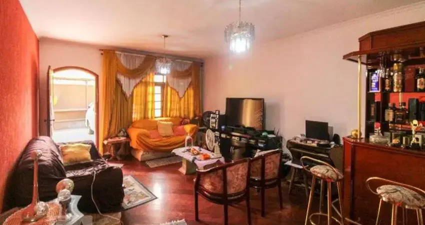 Casa à Venda - Cambuci, 3 Quartos,  220 m2