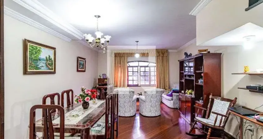 Casa à Venda - Jaguaré, 3 Quartos,  221 m2