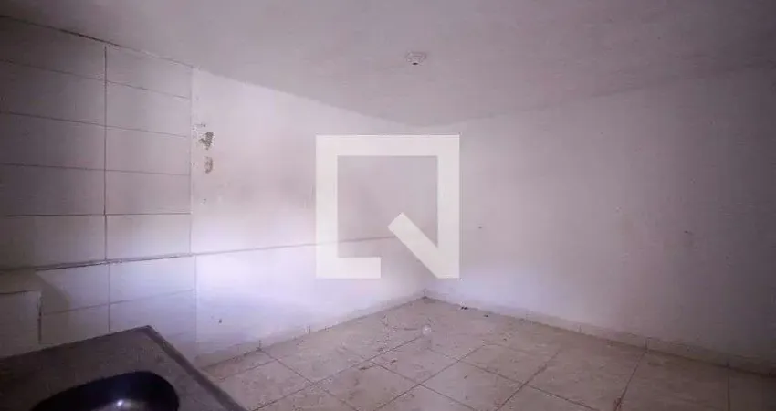Casa à Venda - Vila das Mercês, 2 Quartos,  400 m2