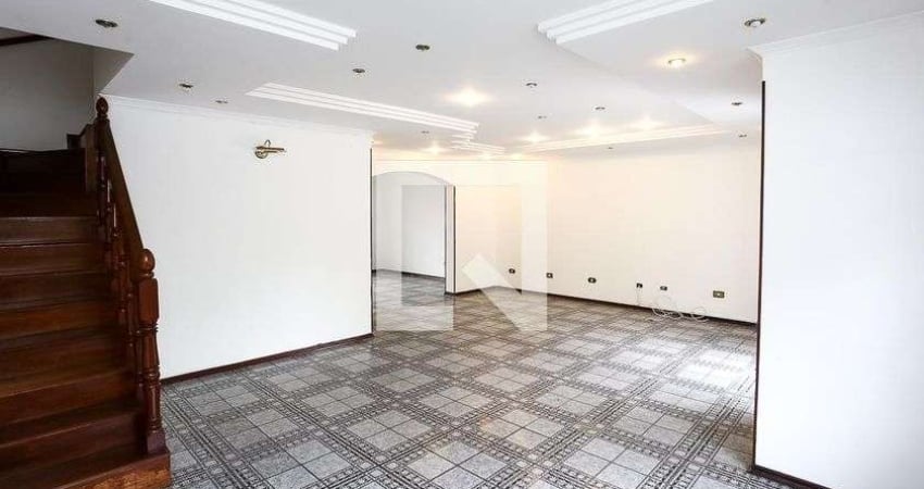 Casa à Venda - Vila Sônia, 3 Quartos,  234 m2