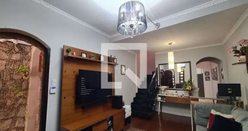 Casa à Venda - Vila Santa Clara, 3 Quartos,  250 m2