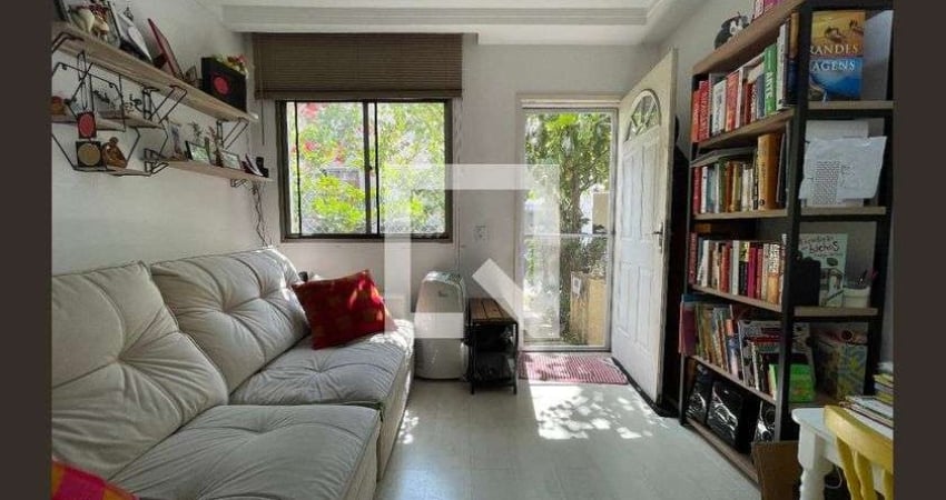 Casa à Venda - Cidade São Francisco , 2 Quartos,  150 m2